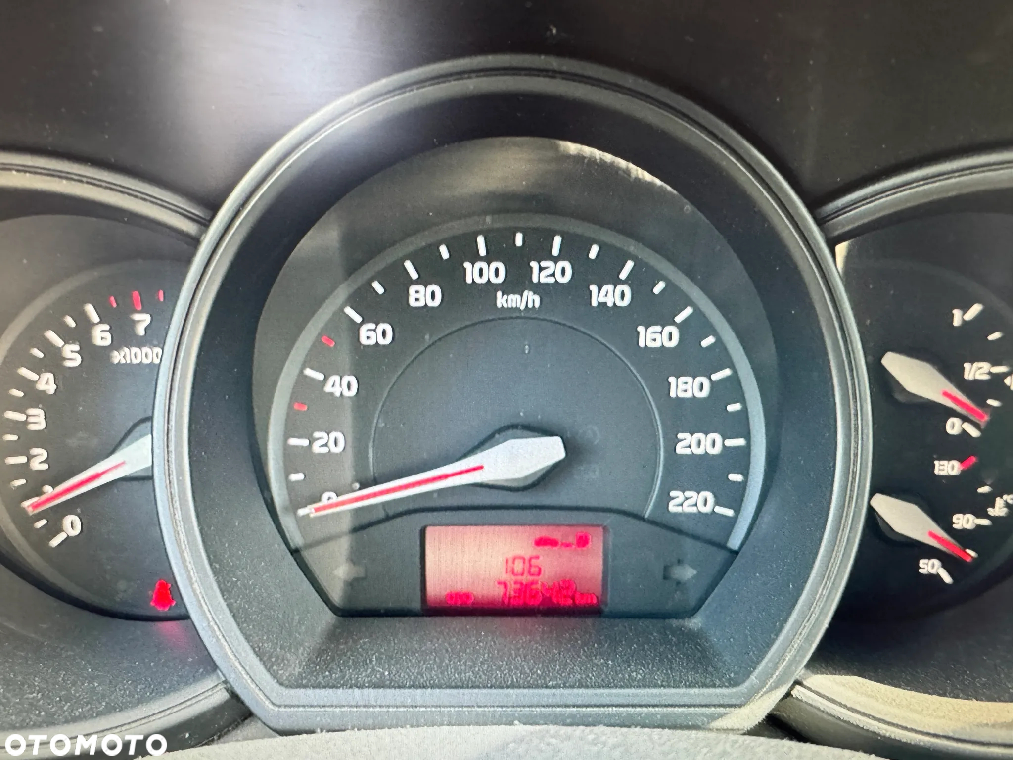 Kia Rio 1.2 L - 4
