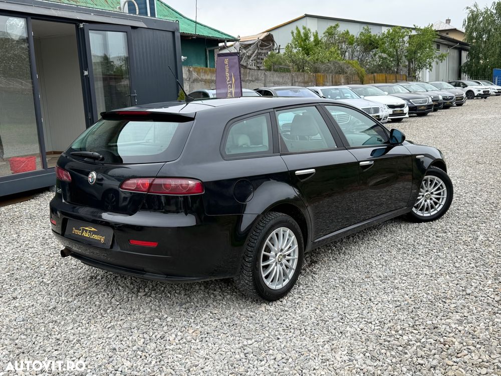 Alfa Romeo 159 1.9 Multijet Distinctive - 4