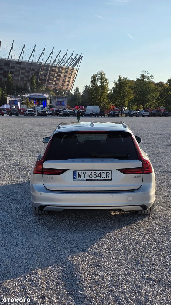 Volvo V90 B5 B R-Design - 5