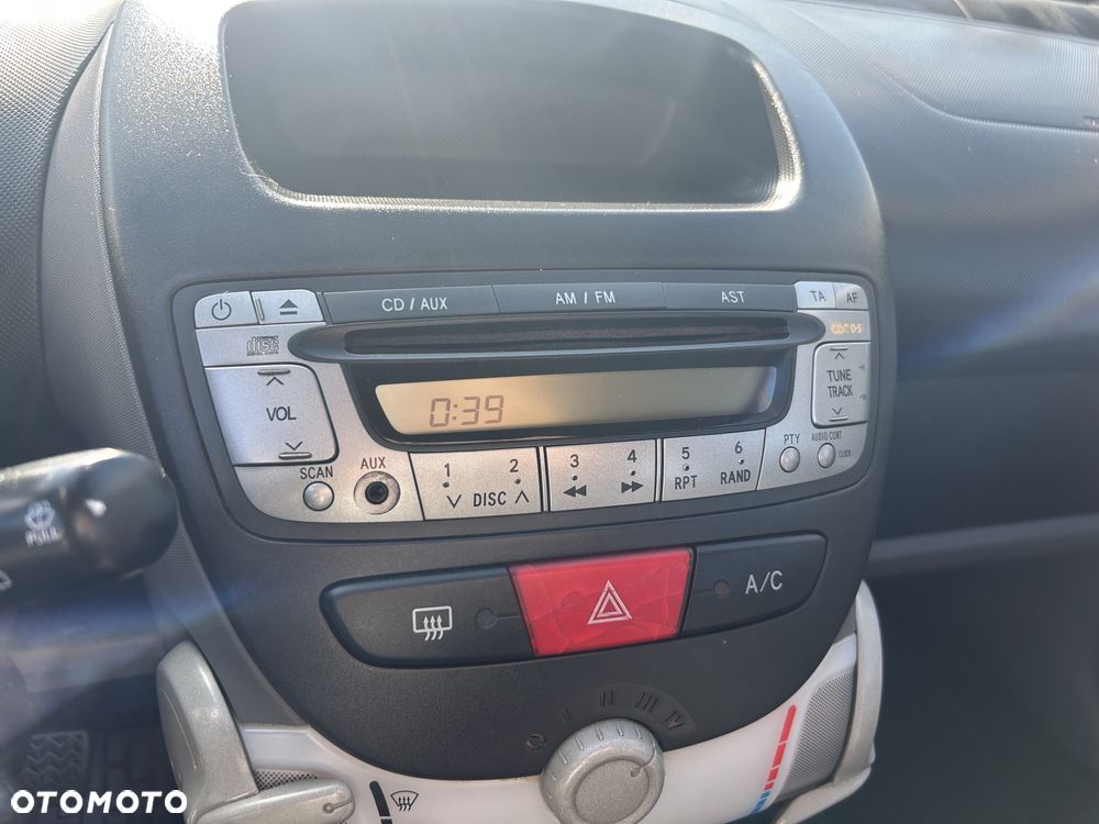 Toyota Aygo - 8