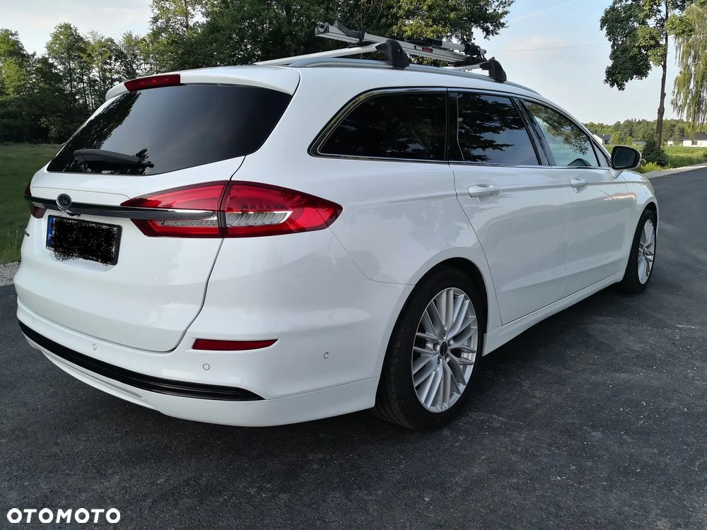 Ford Mondeo 2.0 TDCi Titanium PowerShift - 9