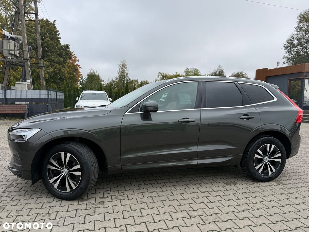 Volvo XC 60 B4 B Geartronic Momentum Pro - 2