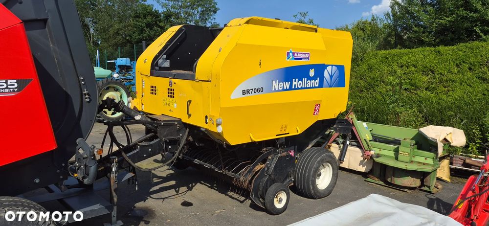New Holland BR 7060 prasa rolująca siatka 2012r - 4