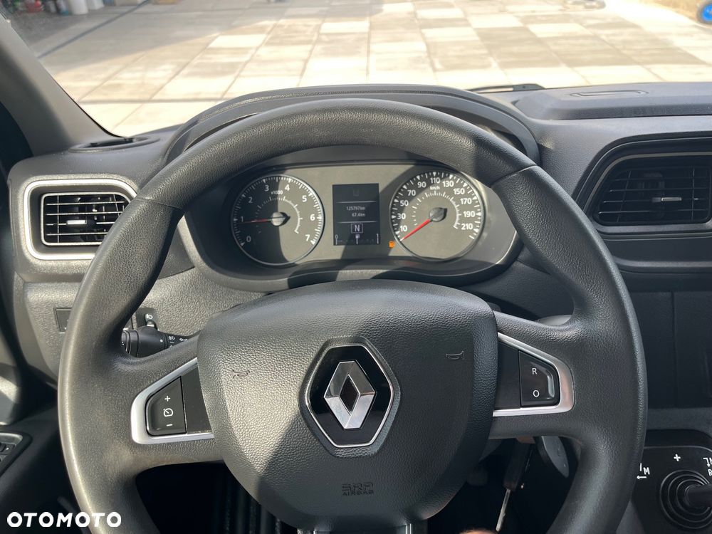 Renault Master - 33
