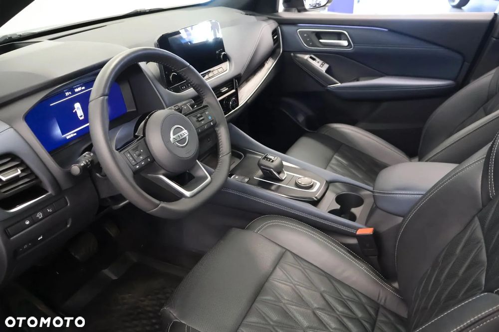 Nissan Qashqai 1.3 DIG-T 4x4 MHEV Xtronic Tekna+ - 15