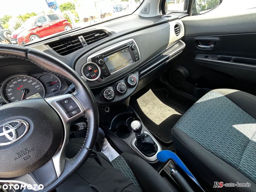 Toyota Yaris - 28