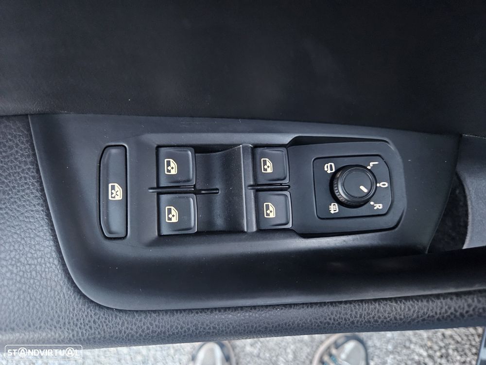 VW Arteon 2.0 TDI Elegance DSG - 40