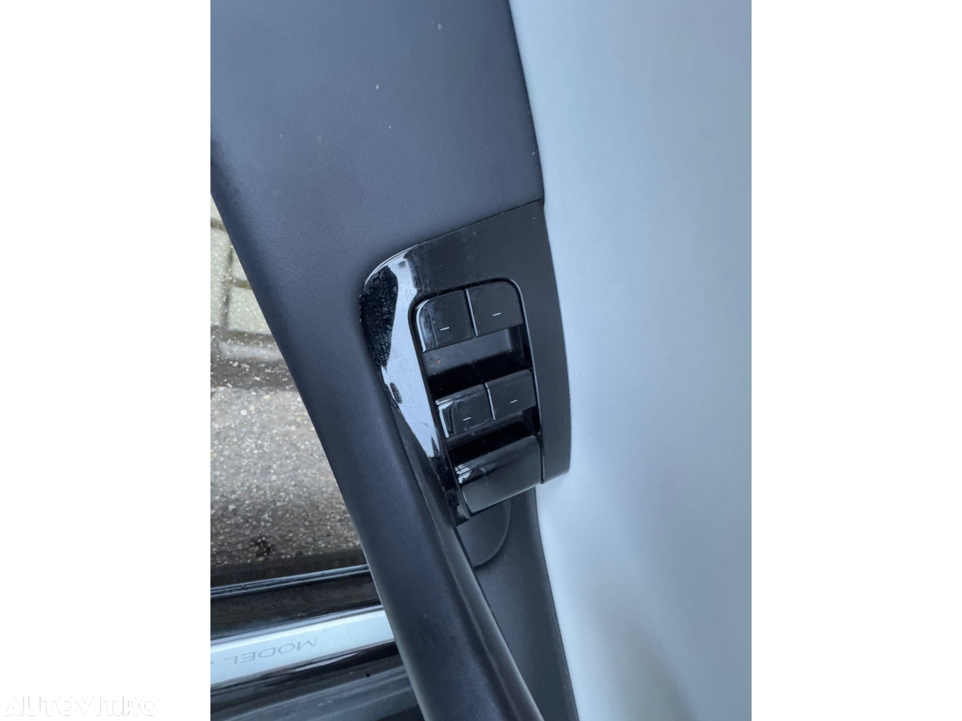 Tesla Model 3 Langstreckenbatterie Allradantrieb Dual Motor - 8