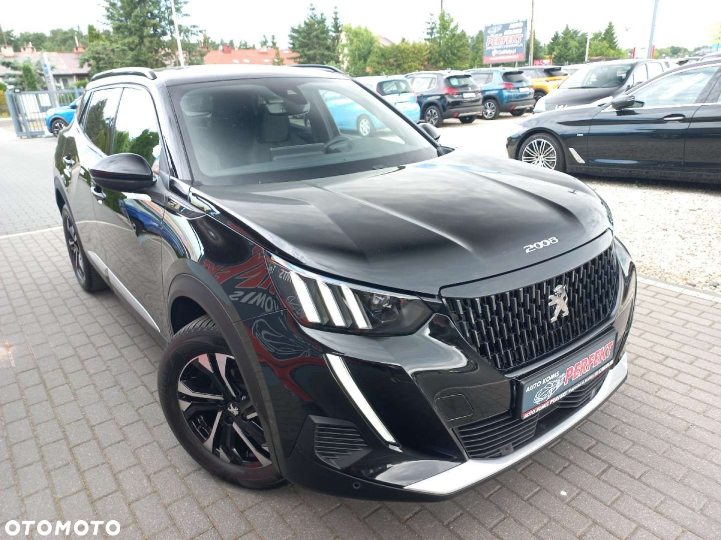 Peugeot 2008 - 4