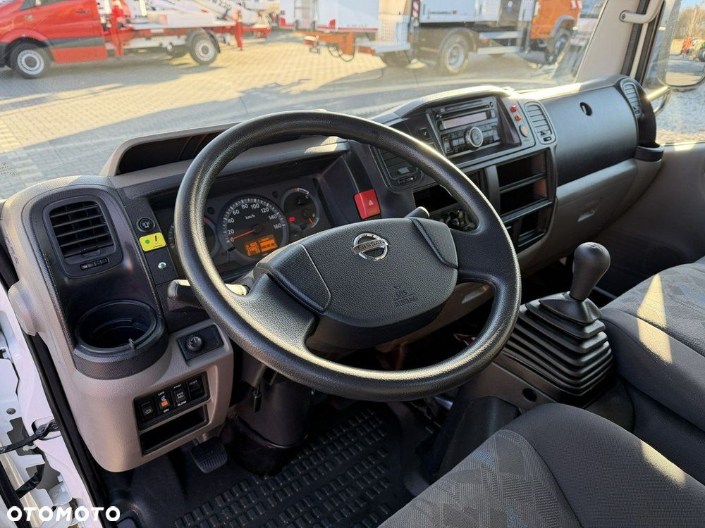 Nissan Cabstar - 23
