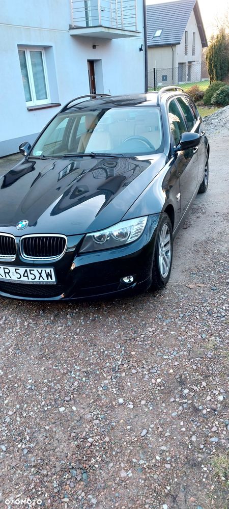 BMW Seria 3 320d xDrive - 14