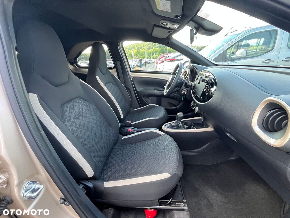 Toyota Aygo X 1.0 VVT-i Style CVT - 29