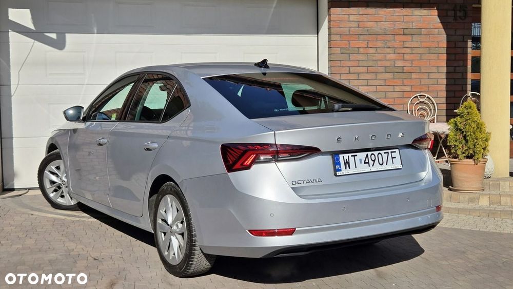 Skoda Octavia 1.5 TSI Ambition - 6