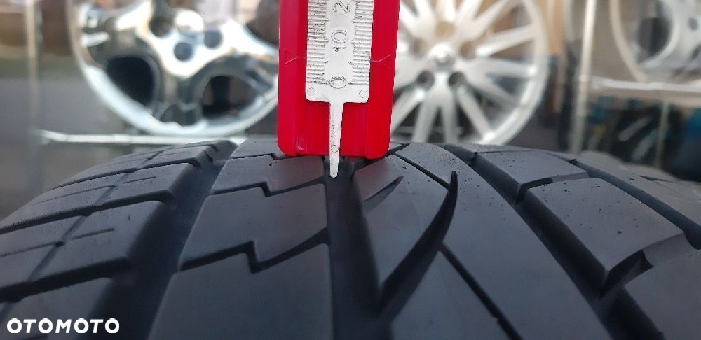 235/60R18 103V Continental CrossContact UHP Leżaki magazynowe PARA - 6