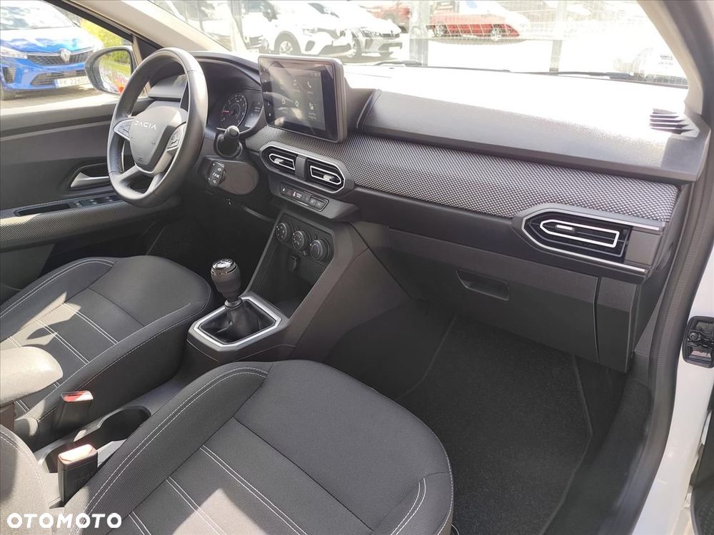 Dacia Sandero - 10