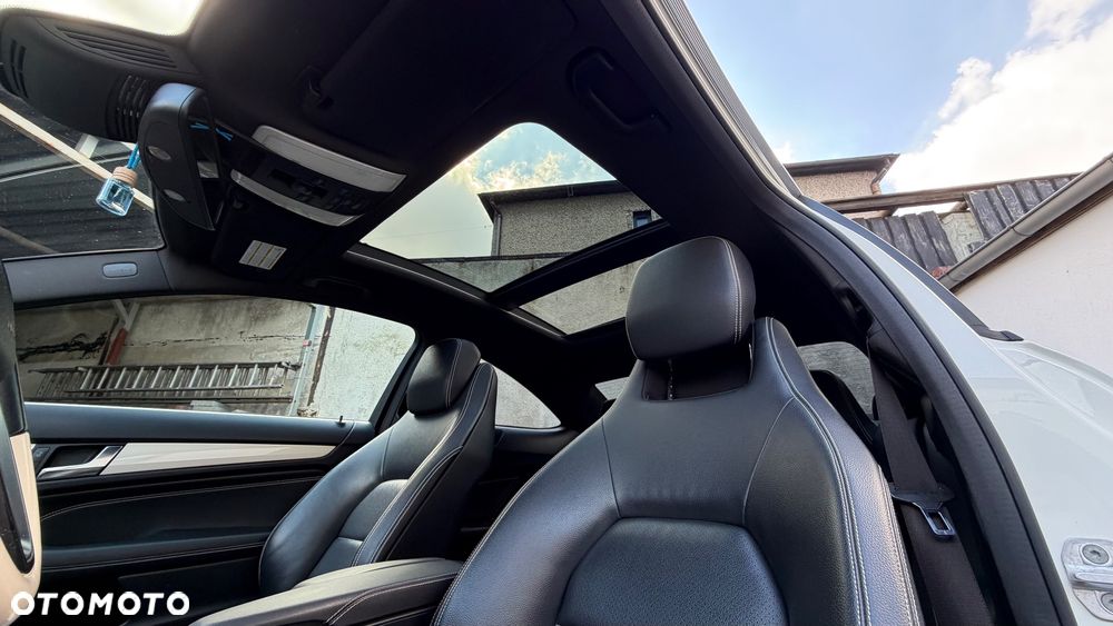 Mercedes-Benz Klasa C 250 CGI BlueEff Sport - 18