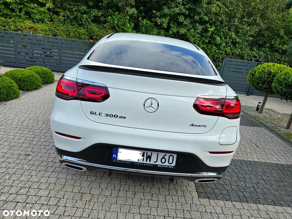Mercedes-Benz GLC - 37