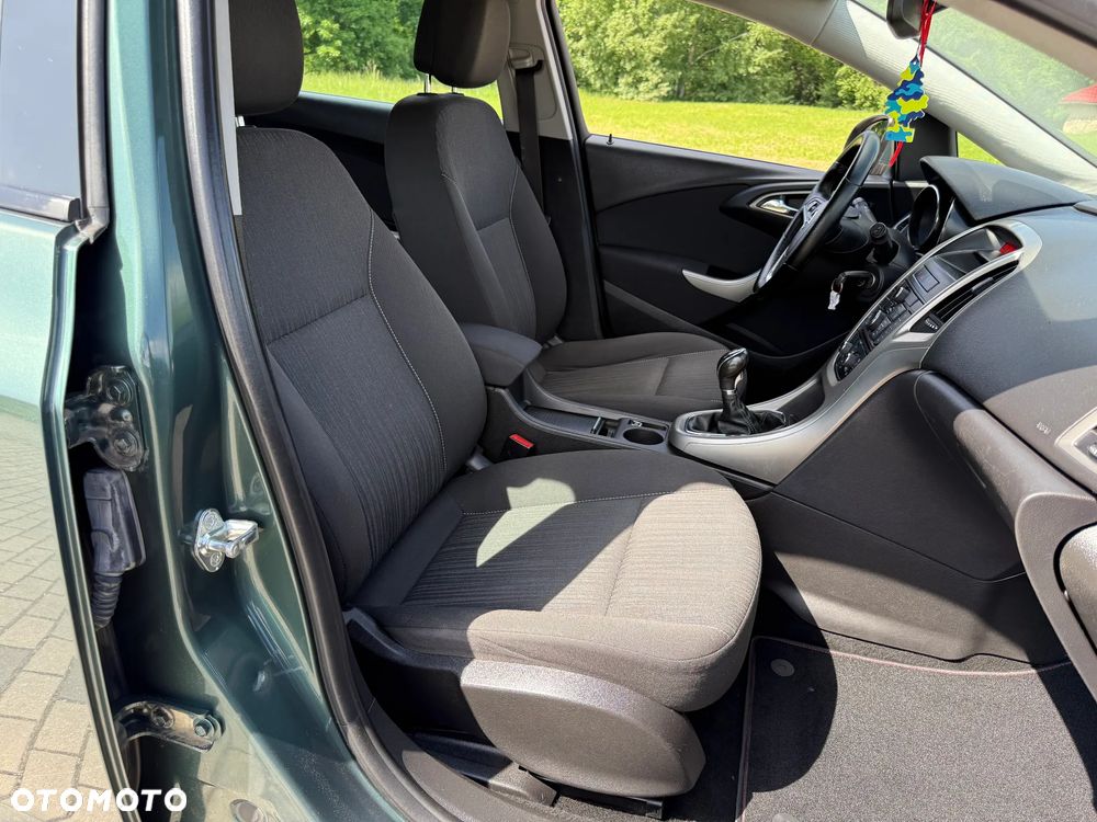 Opel Astra 1.6 Color Edition - 13