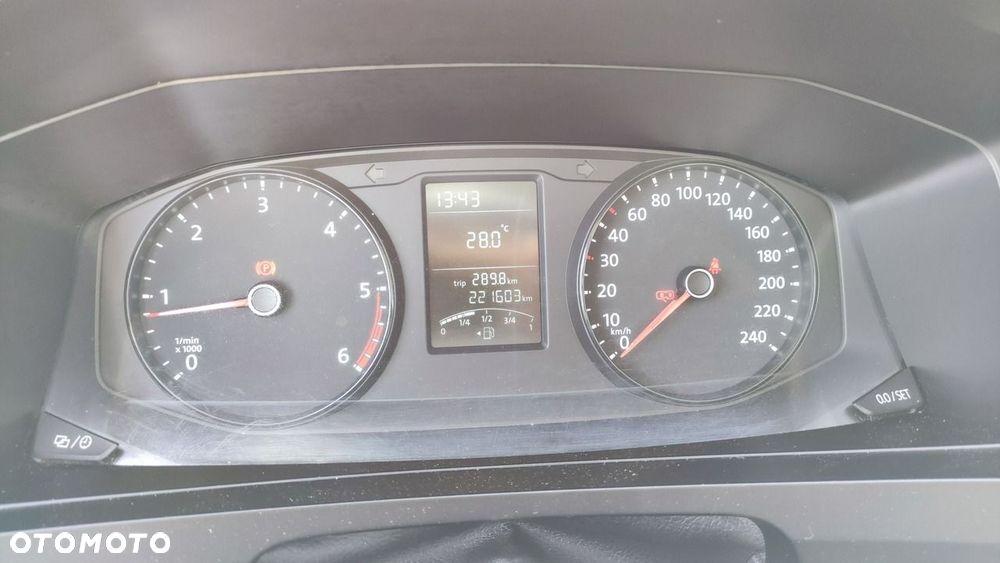 Volkswagen Transporter - 27
