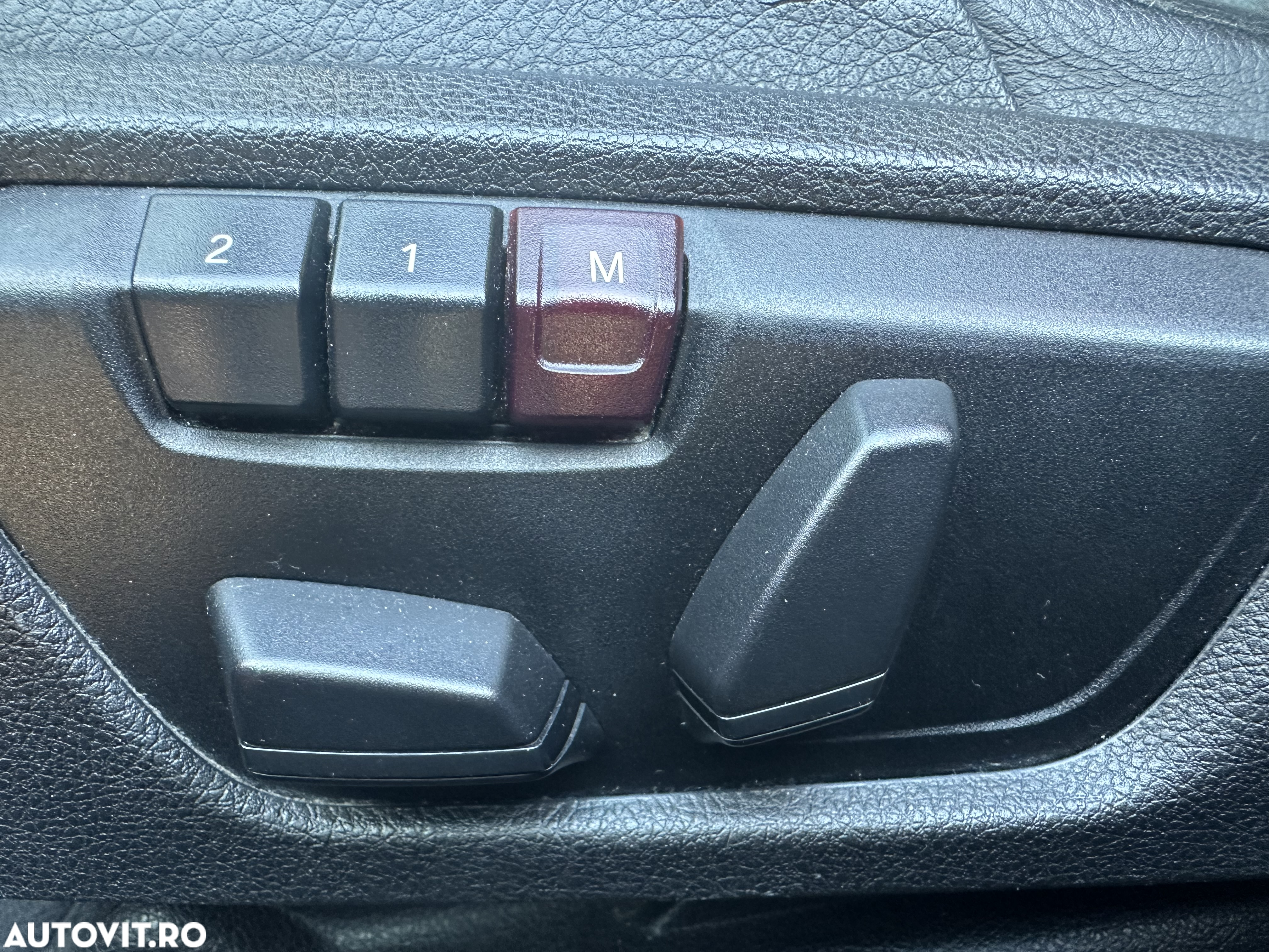 BMW Seria 3 328i Aut. - 12
