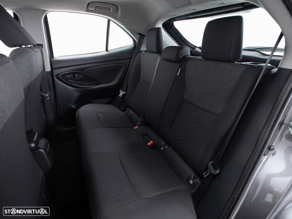 Toyota Yaris Cross 1.5 HDF Comfort Plus - 10