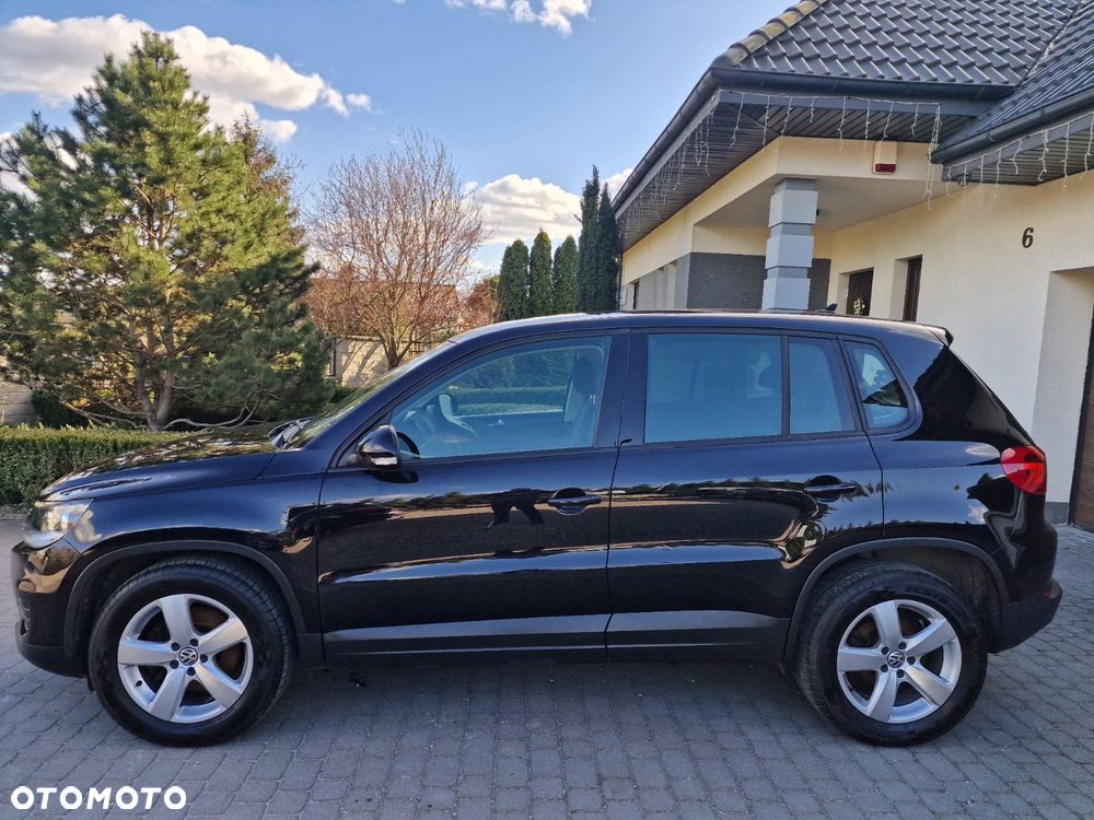 Volkswagen Tiguan 2.0 TDI DPF BlueMotion Technology Trend & Fun - 4