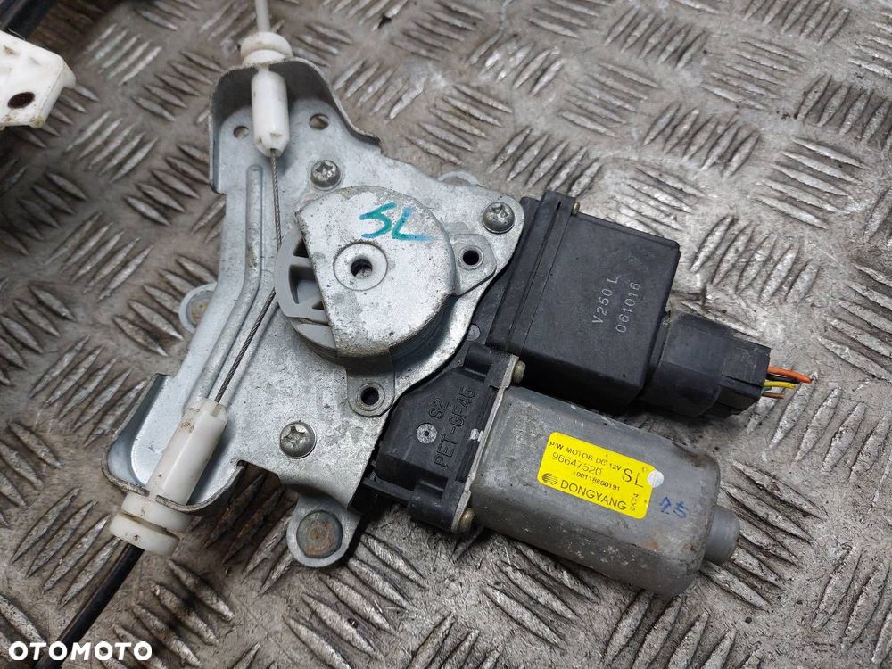 MECHANIZM PODNOŚNIK SZYBY LEWY PRZÓD ELEKTRYCZNY CHEVROLET EPICA II - 4