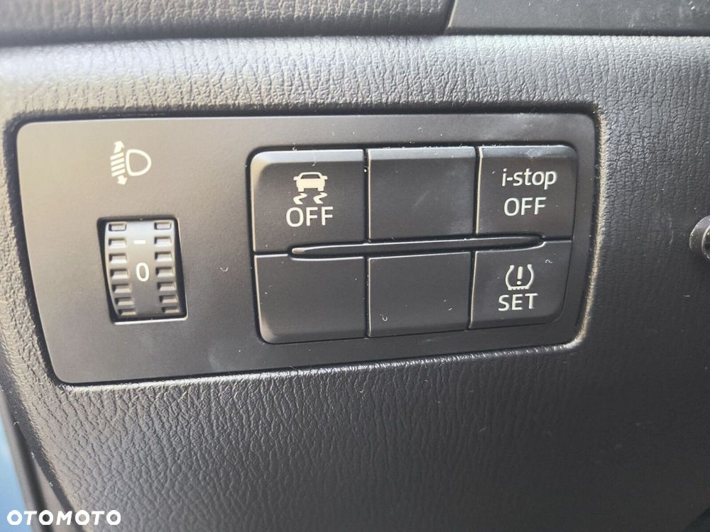 Mazda 3 2.0 Skymotion - 24