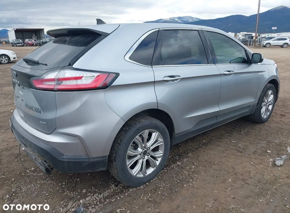 Ford Edge - 8