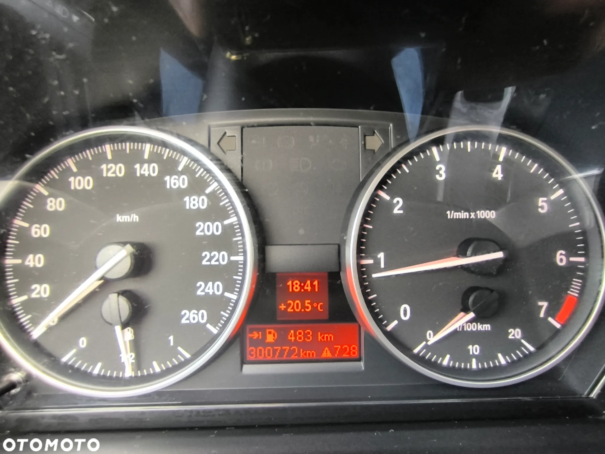 BMW Seria 3 318i - 10
