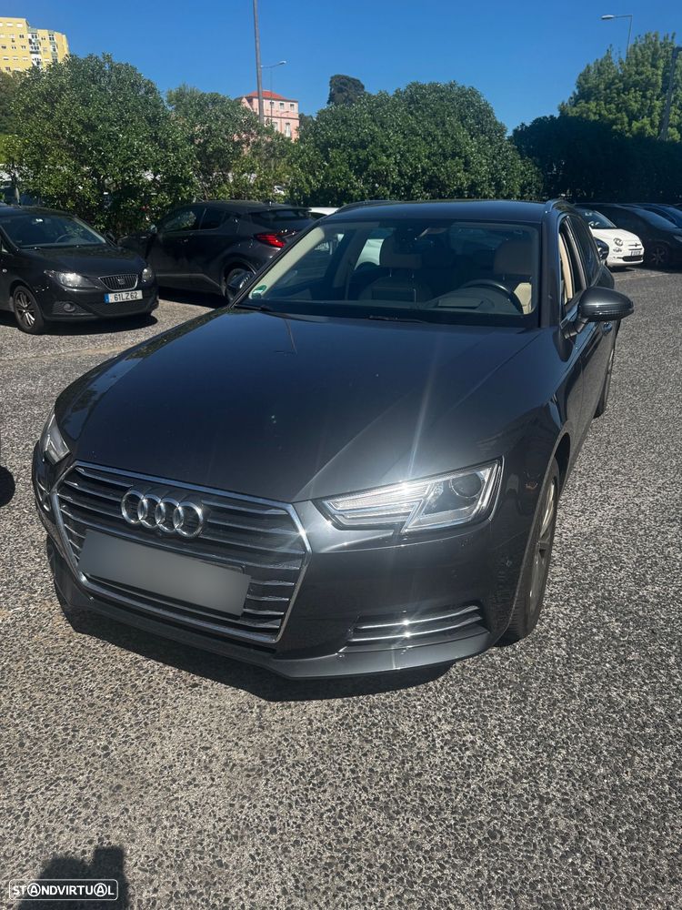 Audi A4 Avant 2.0 TDI Design - 1
