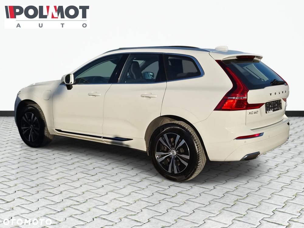 Volvo XC 60 T6 Plug-In Hybrid AWD Essential - 12