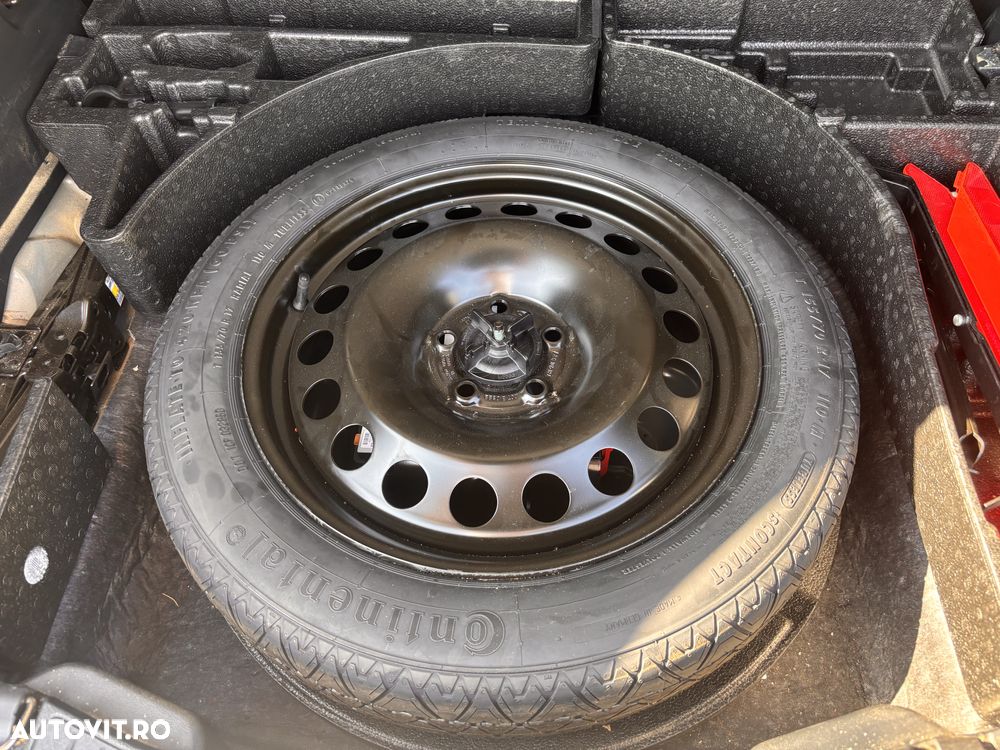 Ford Kuga 2.5 Duratec FHEV 4x4 COOL&CONNECT - 28