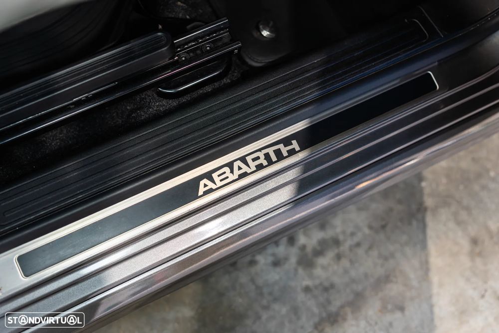Abarth 595C 1.4 T-Jet Pista - 30