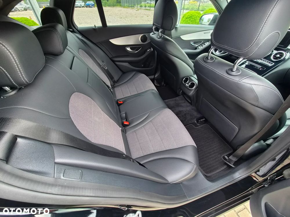 Mercedes-Benz Klasa C 200 d 9G-TRONIC - 9