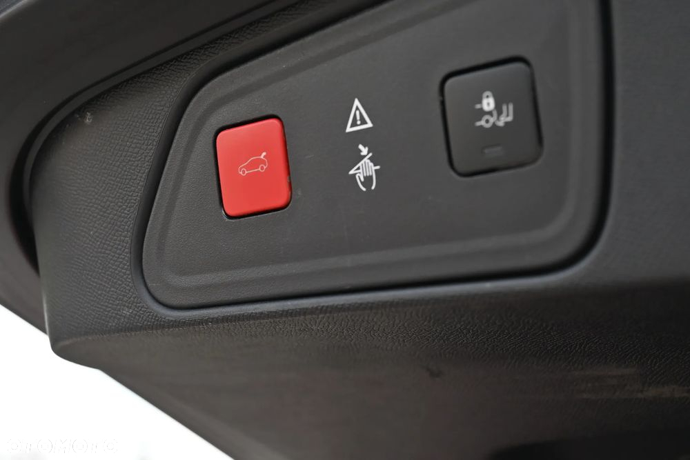 Peugeot 3008 BlueHDi 180 Stop & Start EAT6 GT - 25