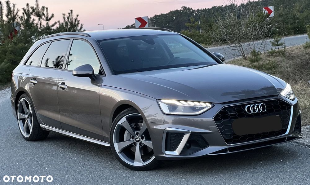 Audi A4 Avant 40 TDI quattro S tronic S line - 2