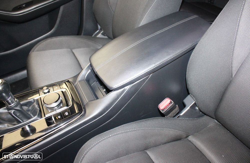 Mazda CX-30 2.0 Sky-G Evolve i-Active - 25