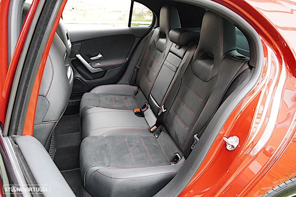 Mercedes-Benz A 250 e AMG Line - 21