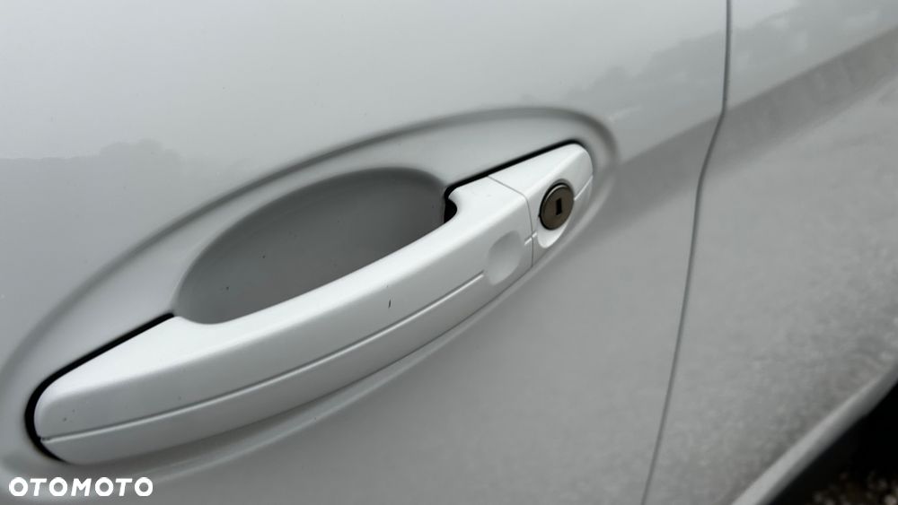 Ford C-MAX 2.0 TDCi Start-Stop-System Titanium - 26