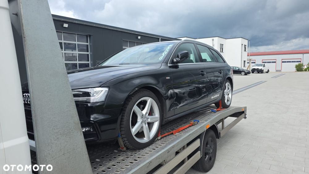 Audi A4 Avant 2.0 TDI DPF quattro S tronic S line Sportpaket - 2