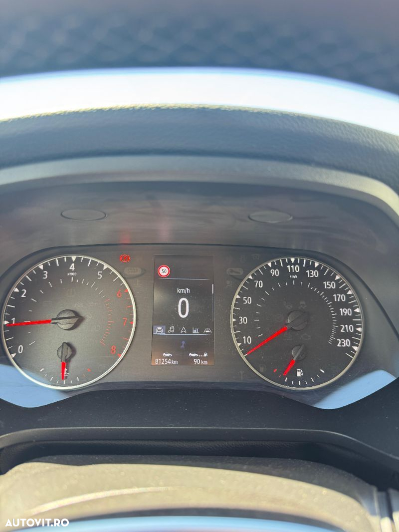 Renault Captur - 11