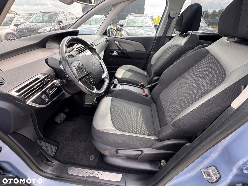 Citroën C4 Picasso e-HDi 115 ETG6 Exclusive - 19