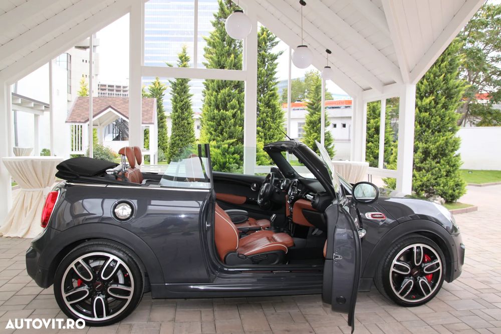 Mini John Cooper Works AT - 30