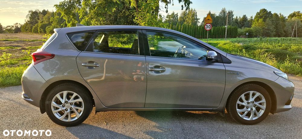 Toyota Auris - 5