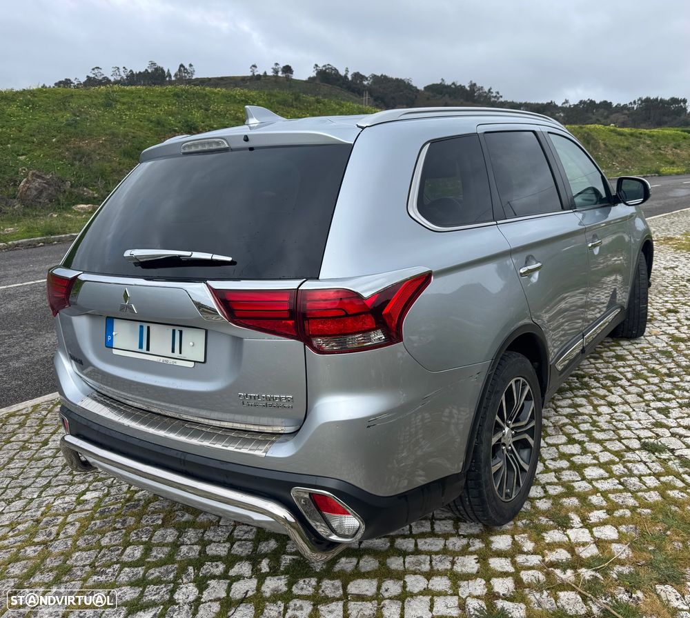 Mitsubishi Outlander 2.2 DI-D Instyle Navi - 5