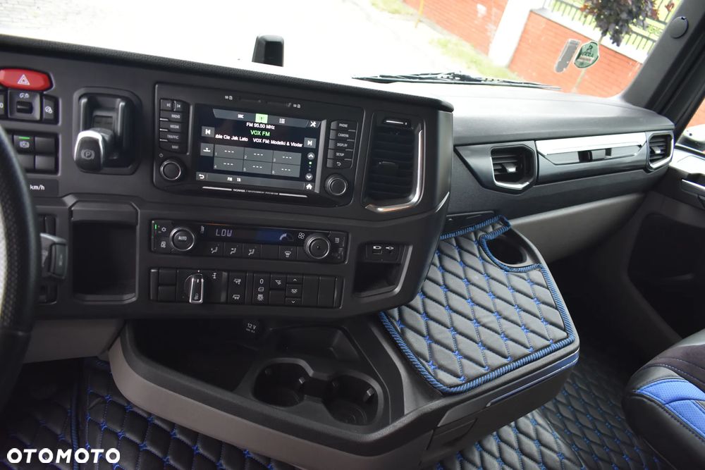 Scania R450 // NAVI // VIRTUAL COCKPIT // LED // NOWE OPONY !! // - 30
