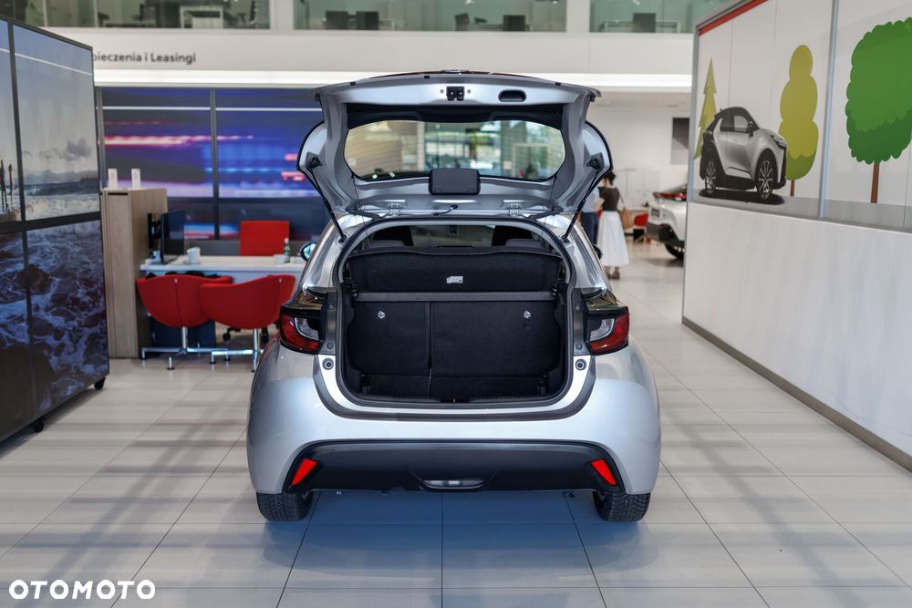 Toyota Yaris 1.5 Comfort - 24