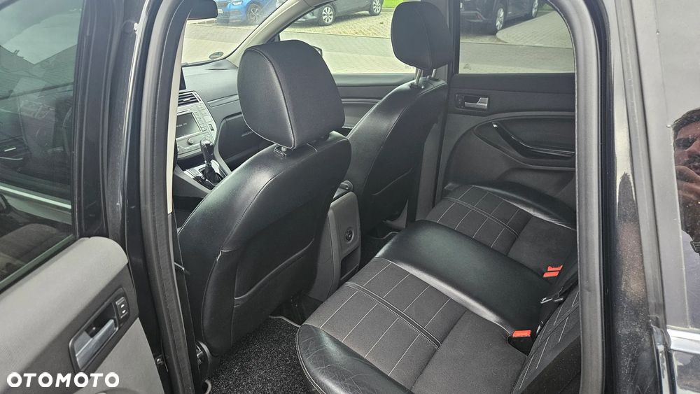 Ford Kuga 2011 photo 4