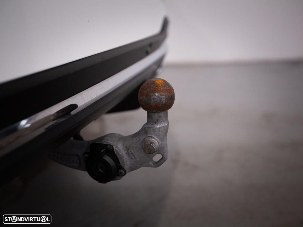 Mercedes-Benz GLC 300 d 4Matic 9G-TRONIC AMG Line - 14